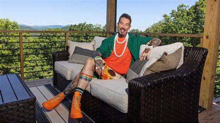 The Ultimate Guide to David Bromstad: Tips, Tricks, and Inspiration