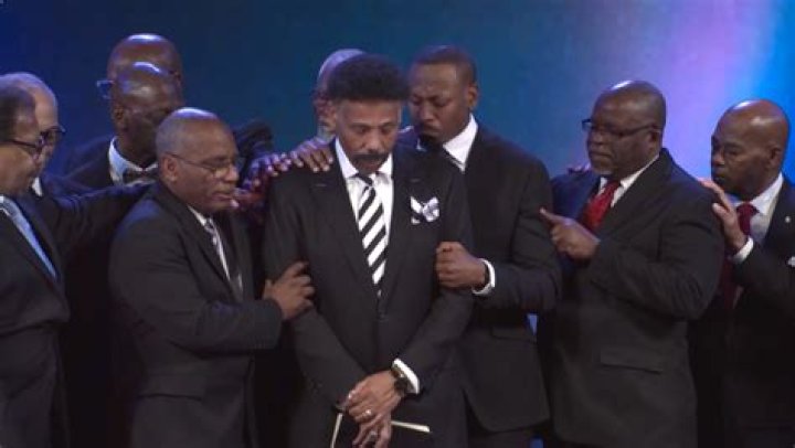 Tony Evans Steps Down: A New Chapter in Leadership